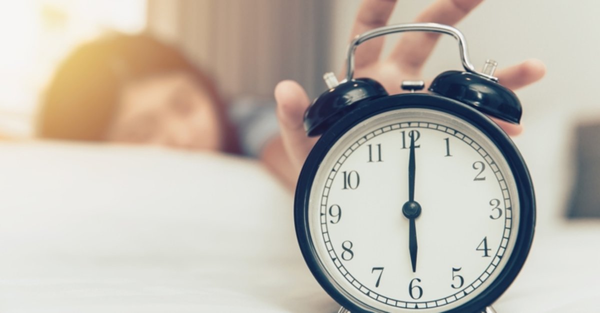 Sabahları dinç bir şekilde uyanmak, uyku sersemi olmamak için hangi alarmı seçmeniz gerekiyor?